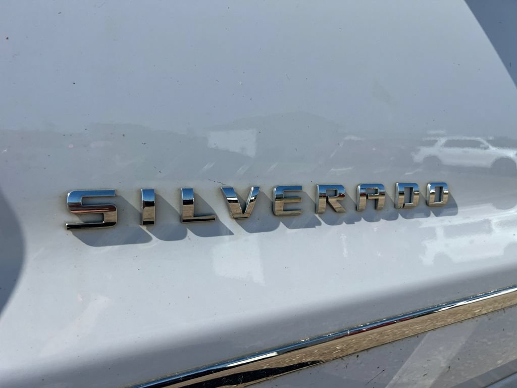 Used 2015 Chevrolet Silverado 1500 LTZ w/ LTZ Plus Package AWD/4WD image 34