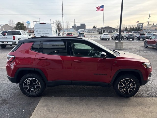 New 2026 Jeep Compass Trailhawk image 8