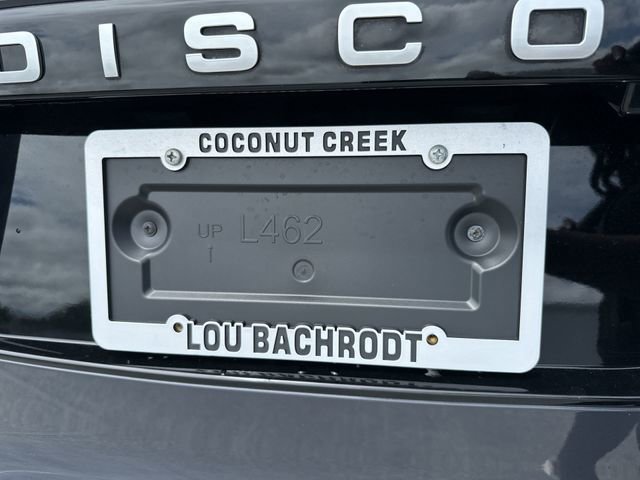 Used 2025 Land Rover Discovery S image 13