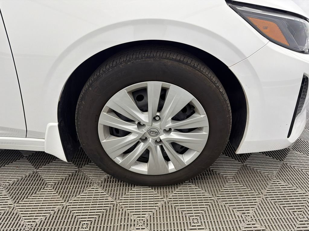 Used 2024 Nissan Sentra S image 13