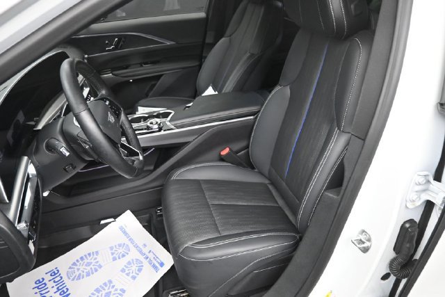 Certified 2024 Cadillac Lyriq Sport w/ LPO, Floor Liner Package AWD/4WD image 11
