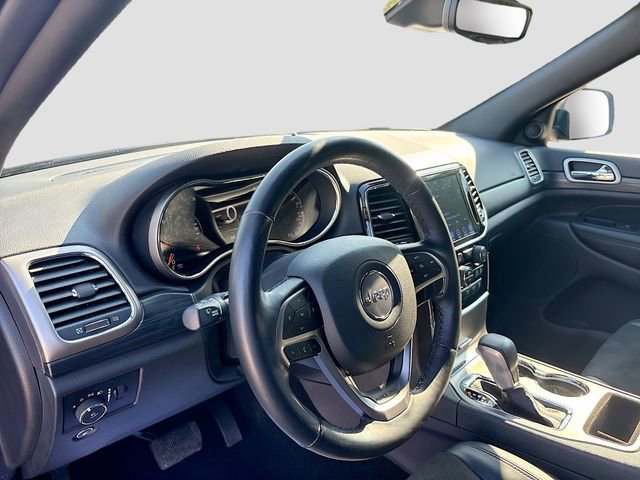Used 2021 Jeep Grand Cherokee Laredo X image 24