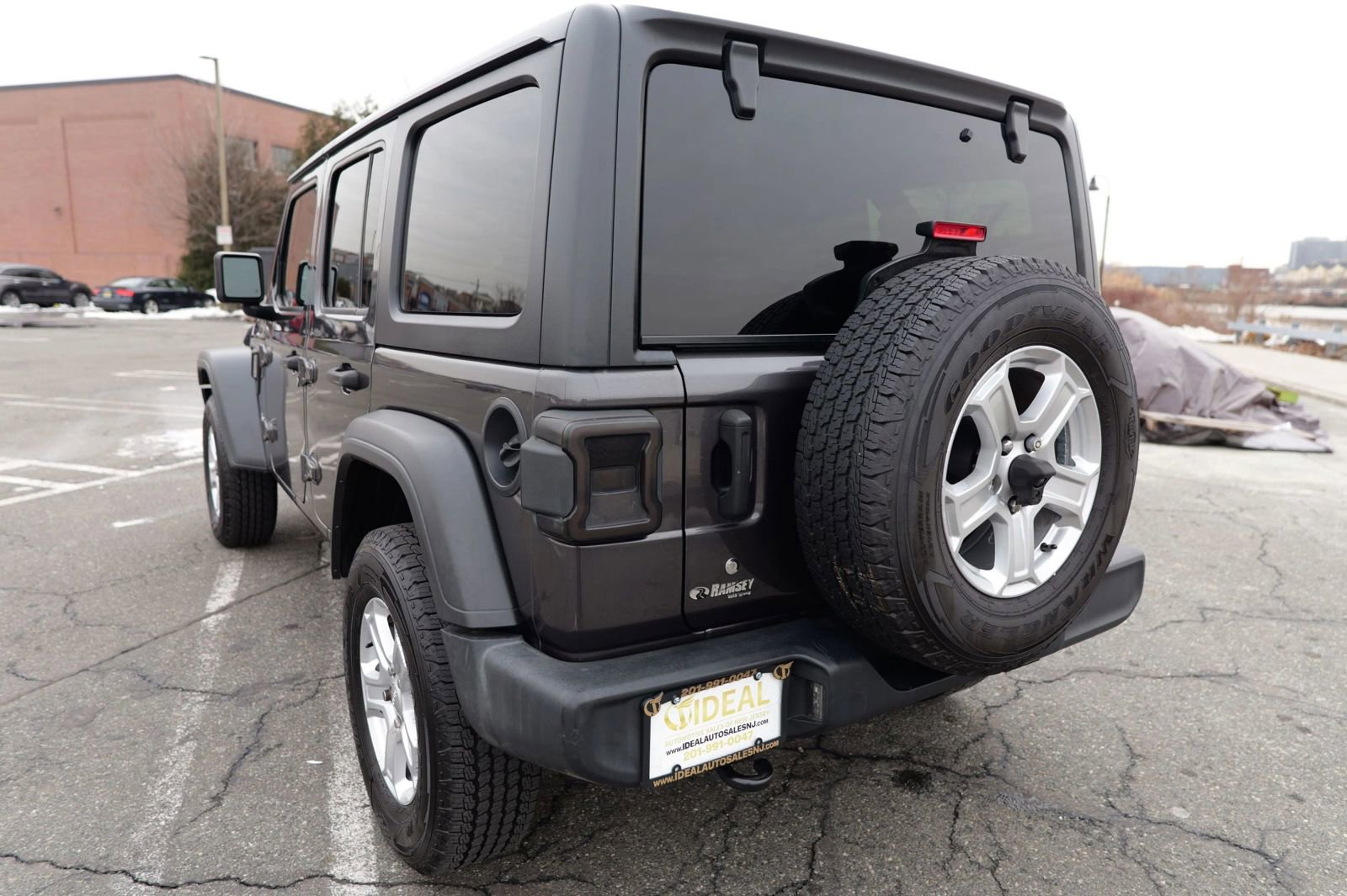 Used 2019 Jeep Wrangler Unlimited Sport S image 7