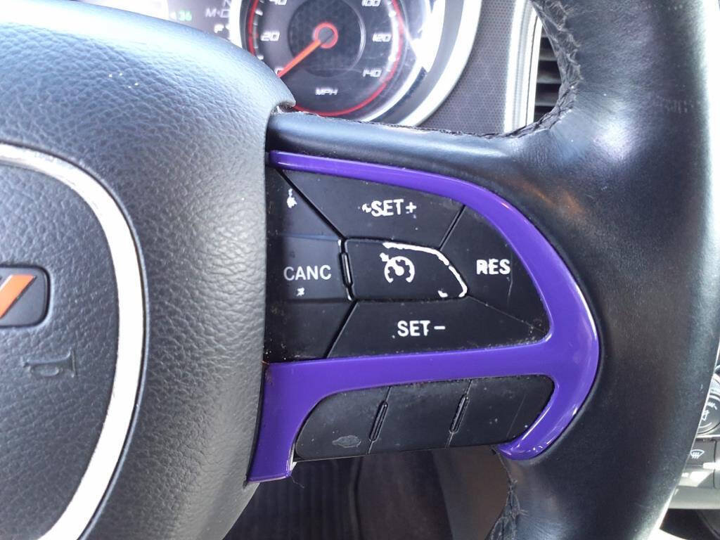Used 2016 Dodge Charger SXT RWD image 19