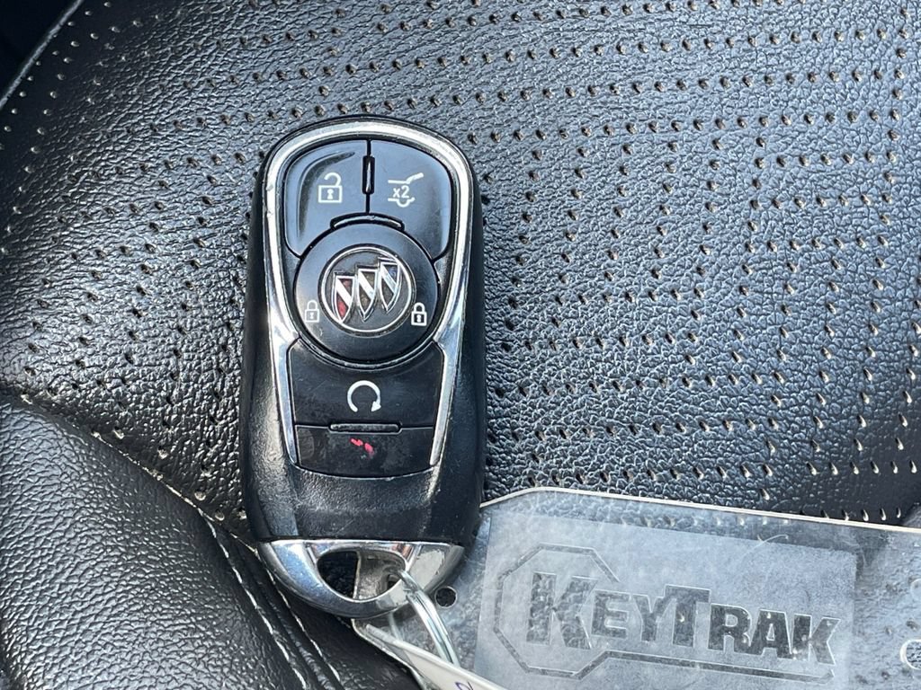 Used 2023 Buick Encore GX Essence w/ Experience Buick Package AWD/4WD image 25