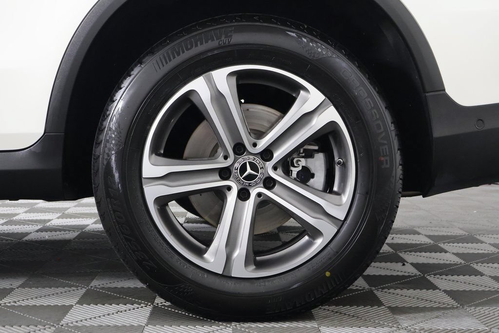Used 2019 Mercedes-Benz GLC 300 image 16