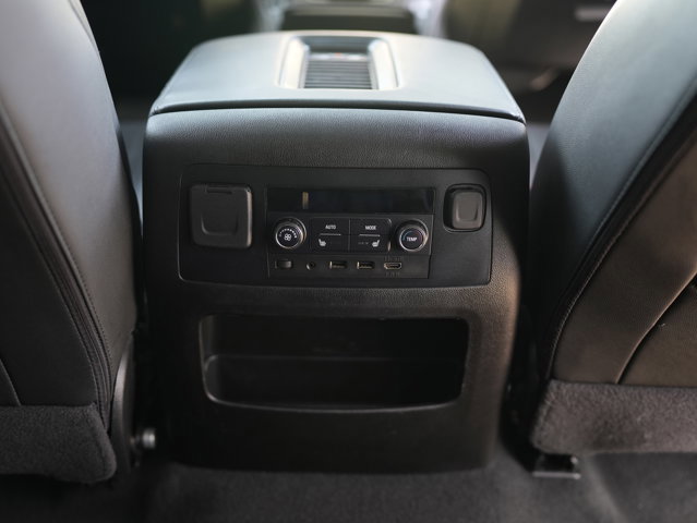 Used 2020 Chevrolet Tahoe Premier AWD/4WD image 29