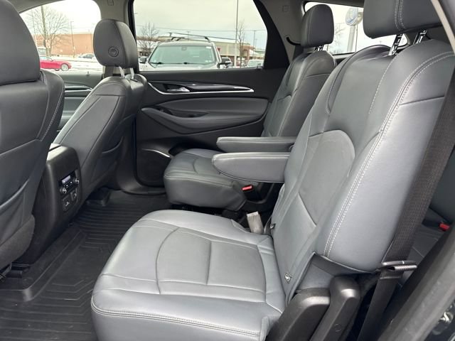 Used 2019 Buick Enclave Essence image 25