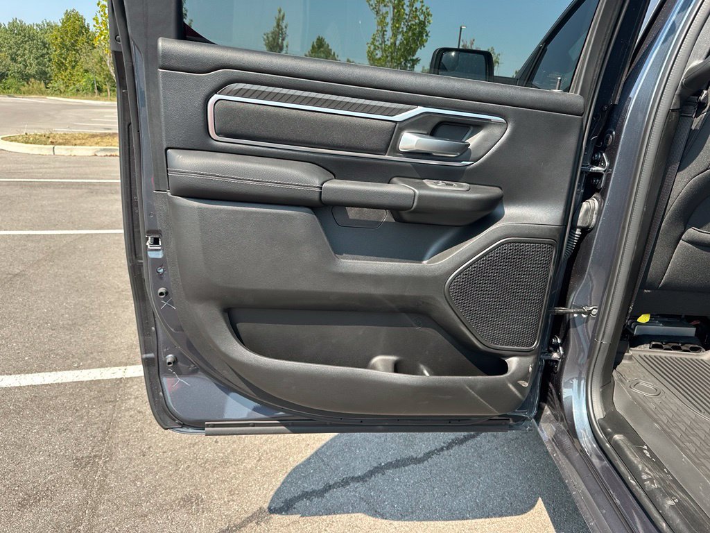 New 2026 RAM 1500 Big Horn AWD/4WD image 14