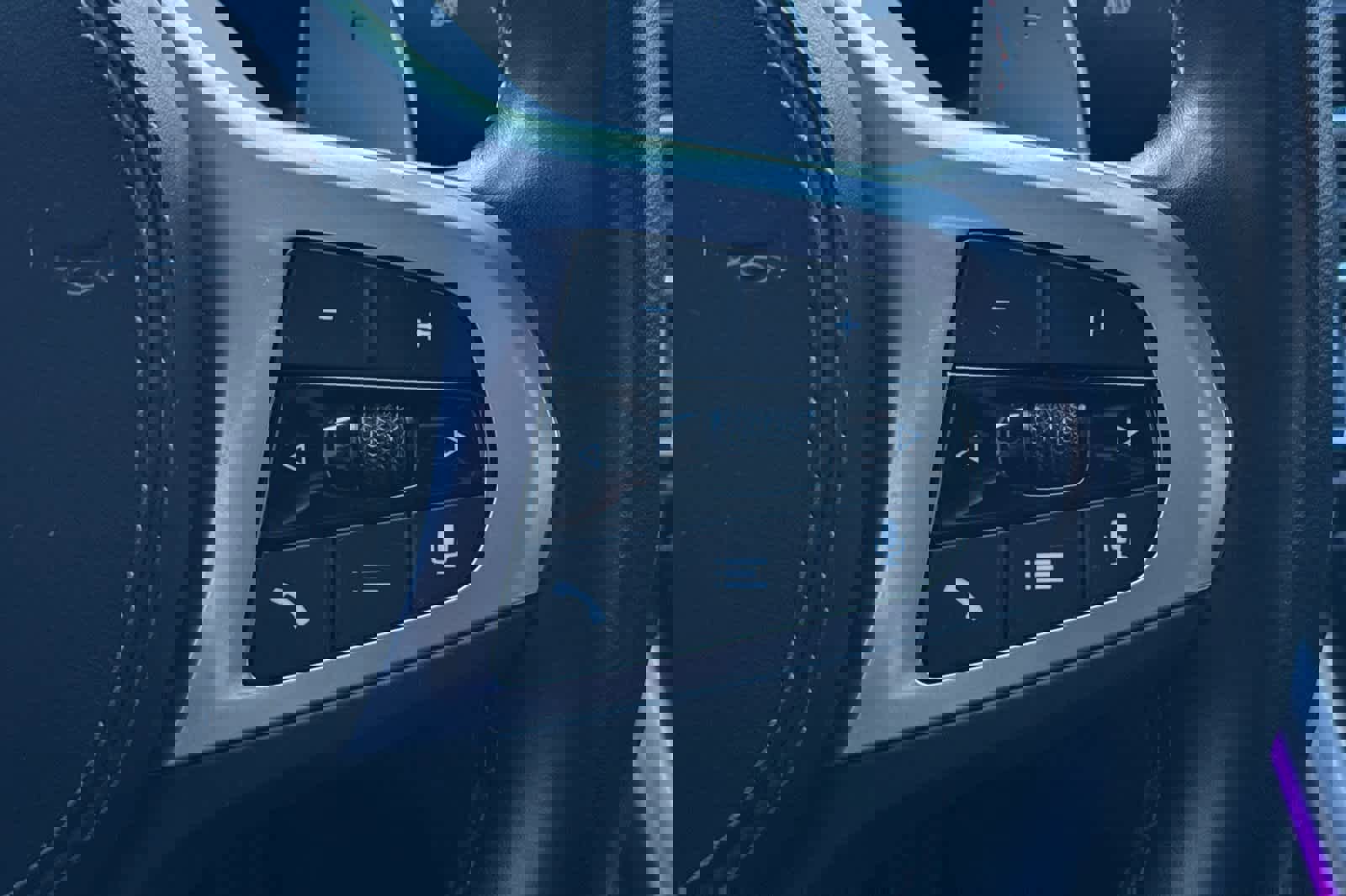 Used 2023 BMW M850i xDrive Coupe w/ Driving Assistance Package image 25