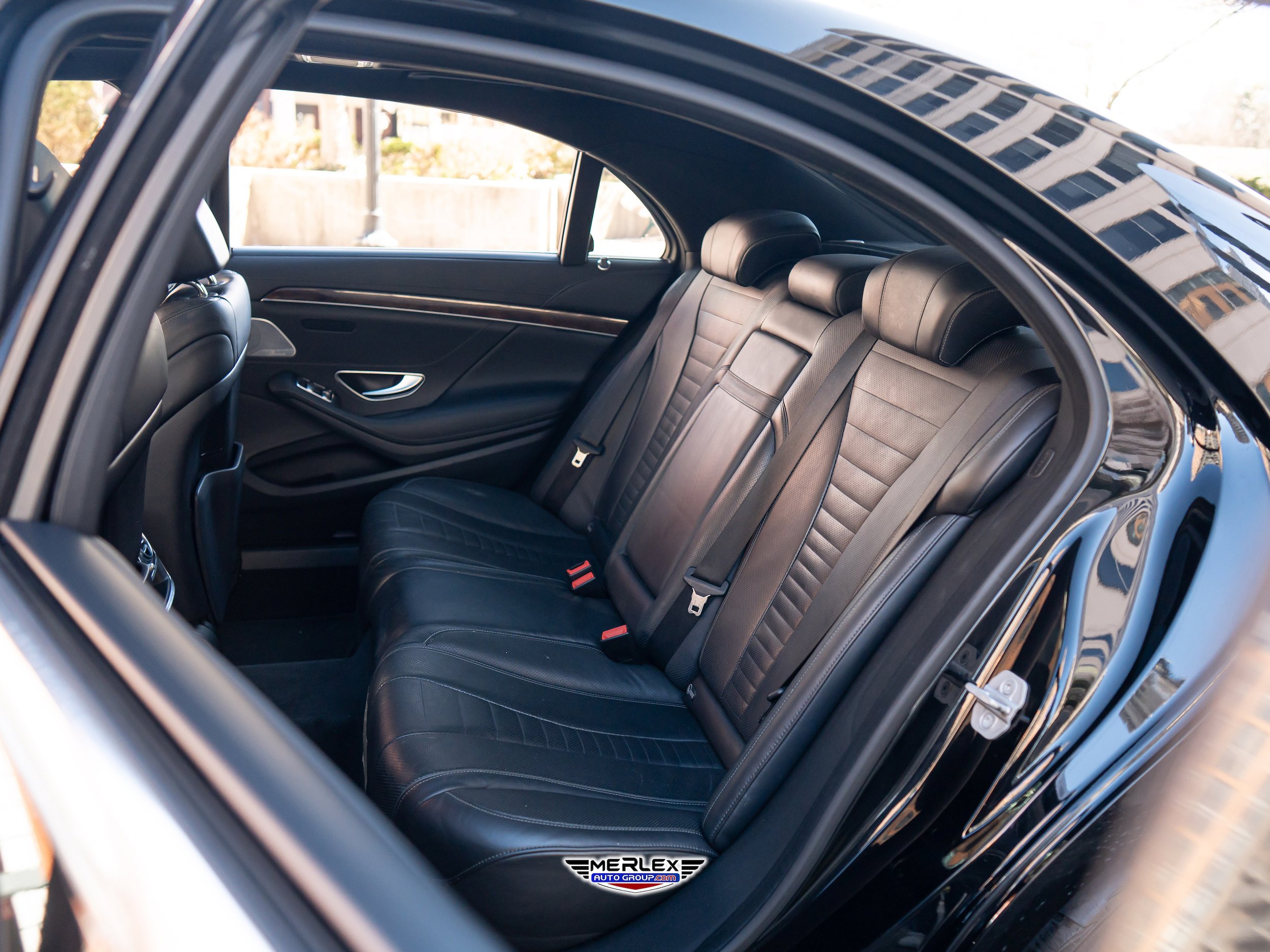 Used 2015 Mercedes-Benz S 550 4MATIC Sedan image 19