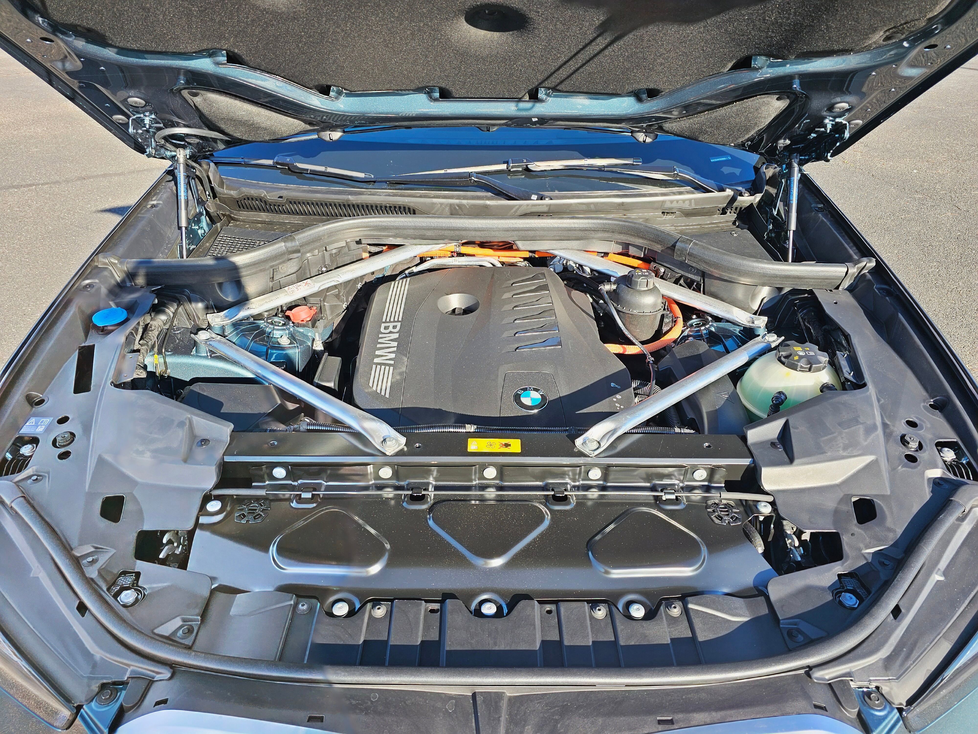 New 2026 BMW X5 xDrive50e w/ Executive Package image 9