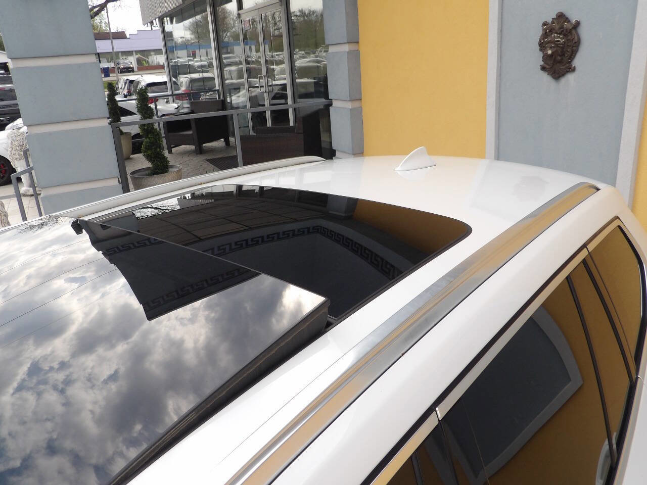 Used 2017 BMW X3 xDrive28i AWD/4WD image 9