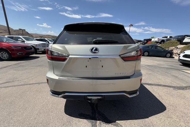 Used 2020 Lexus RX 350L Premium w/ Premium Package AWD/4WD image 4