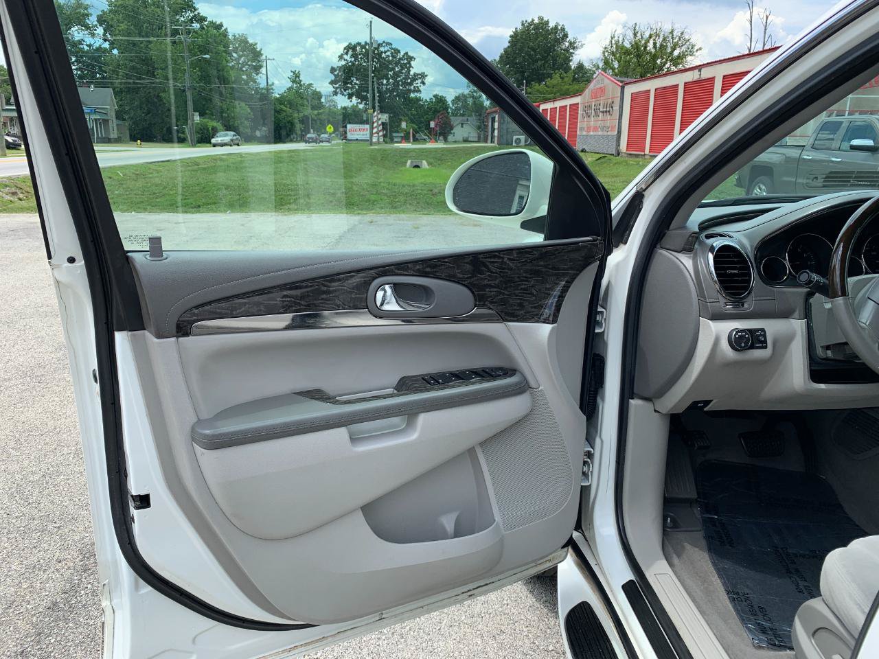Used 2014 Buick Enclave Convenience FWD image 9