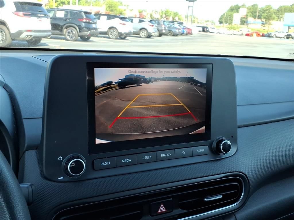 Used 2023 Hyundai Kona SEL AWD/4WD image 9