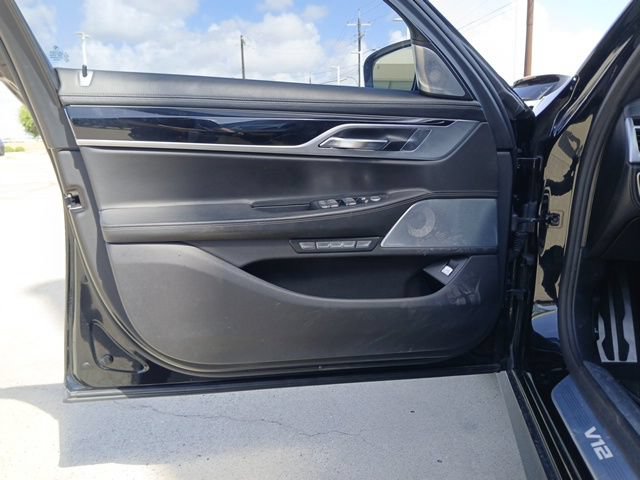 Used 2017 BMW M760i xDrive AWD/4WD image 22