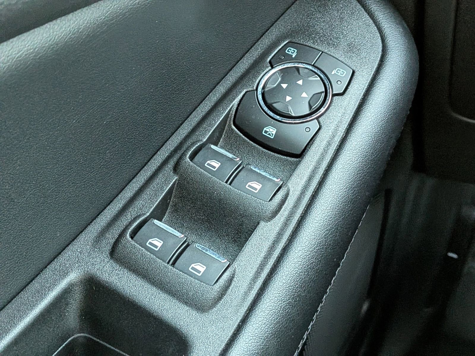 Certified 2023 Ford Edge SEL w/ Convenience Package image 27