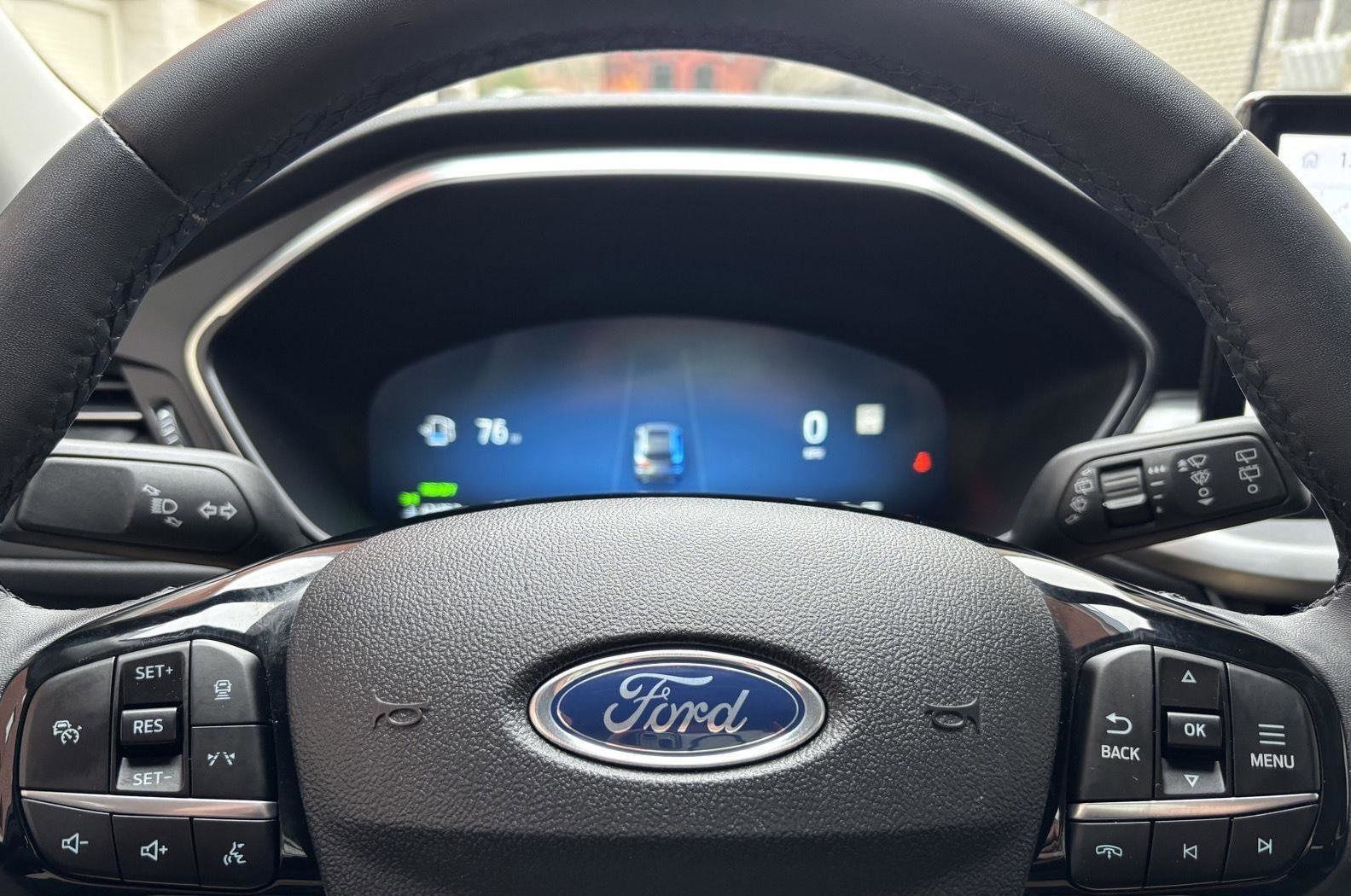 Used 2023 Ford Escape Platinum AWD/4WD image 10