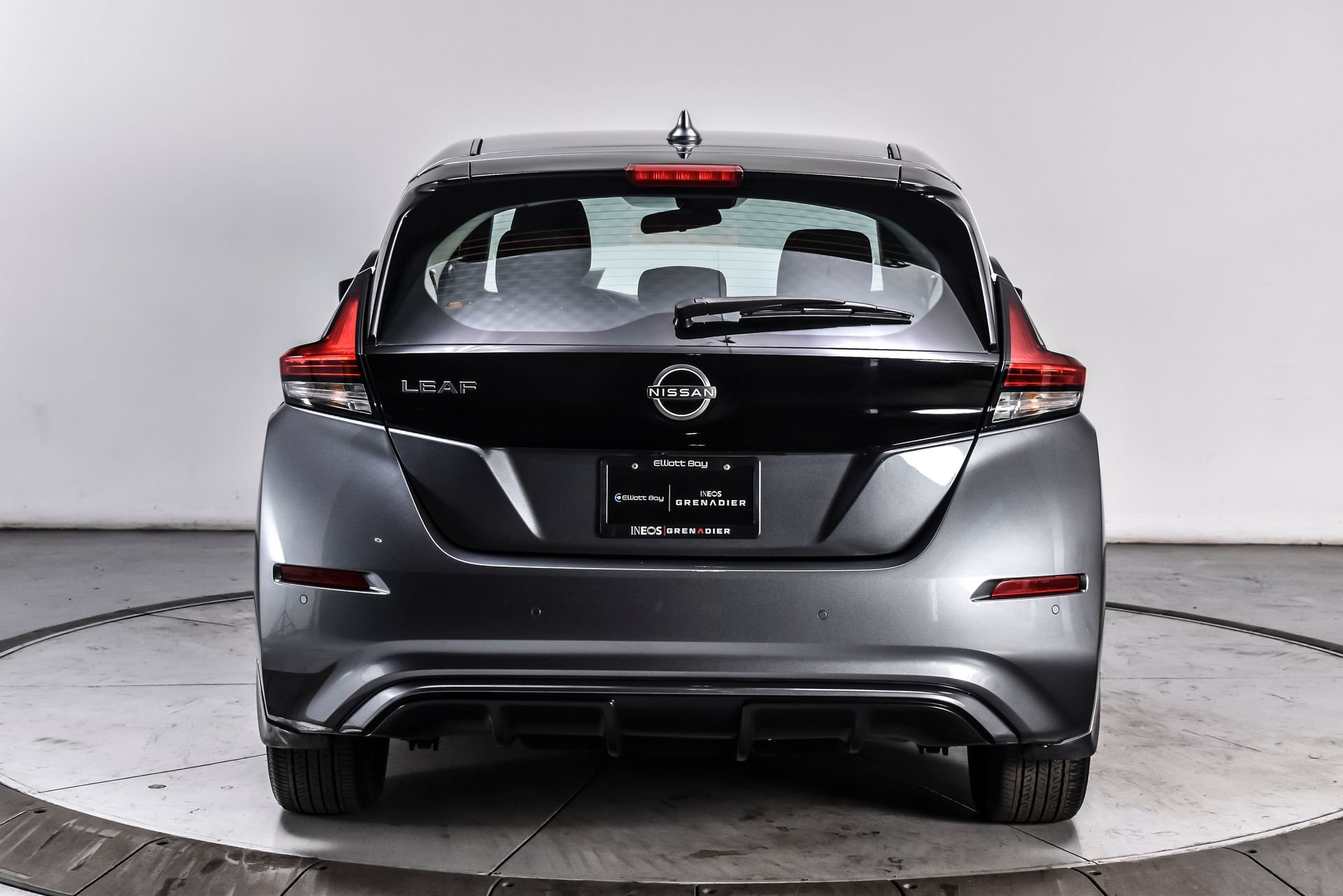 Used 2023 Nissan Leaf S FWD image 5