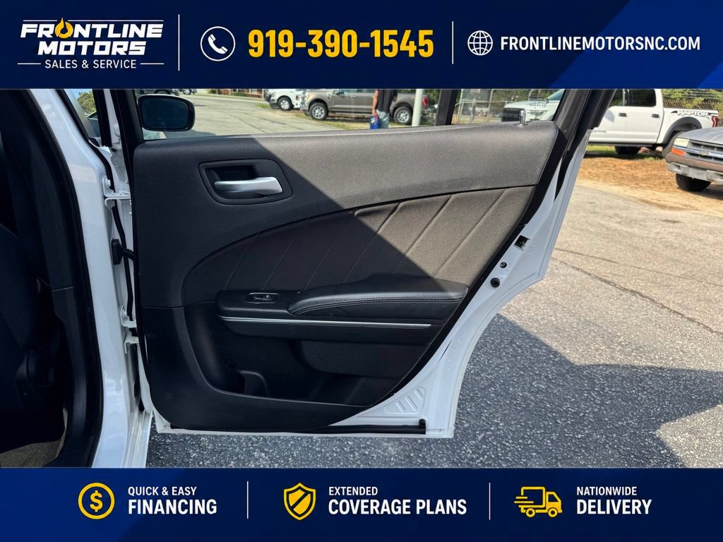 Used 2016 Dodge Charger SXT RWD image 13
