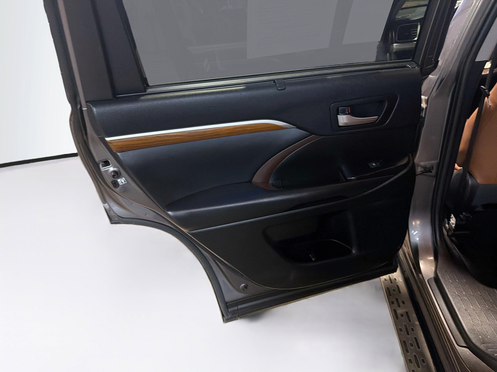 Used 2019 Toyota Highlander Limited AWD/4WD image 27