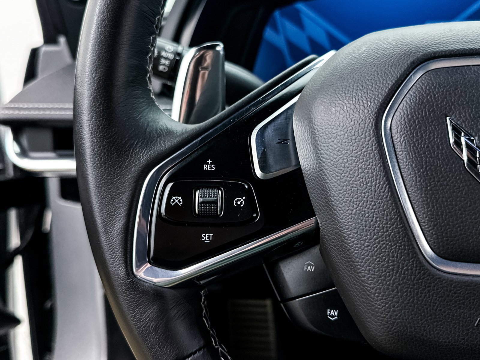 Used 2020 Chevrolet Corvette Stingray Coupe w/ 1LT image 27