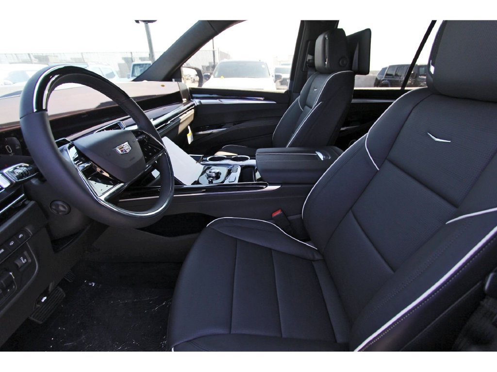 New 2027 Cadillac Escalade Sport w/ Touring Package AWD/4WD image 6