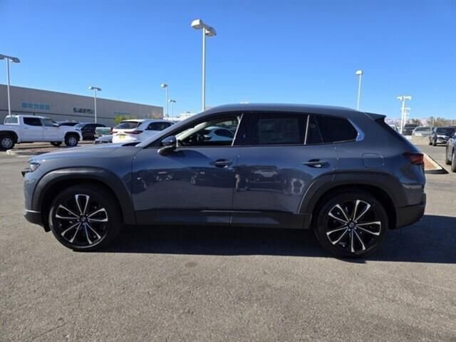 Used 2025 MAZDA CX-50 AWD 2.5 S w/ Premium Plus Pkg image 3