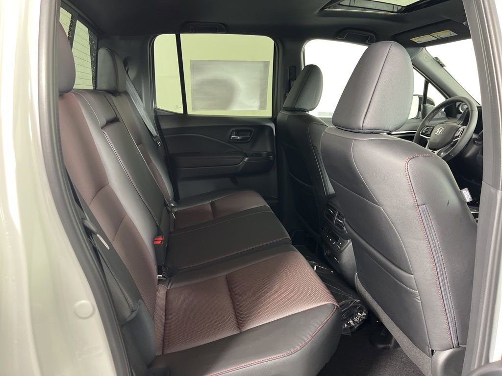 New 2026 Honda Ridgeline Black Edition image 8