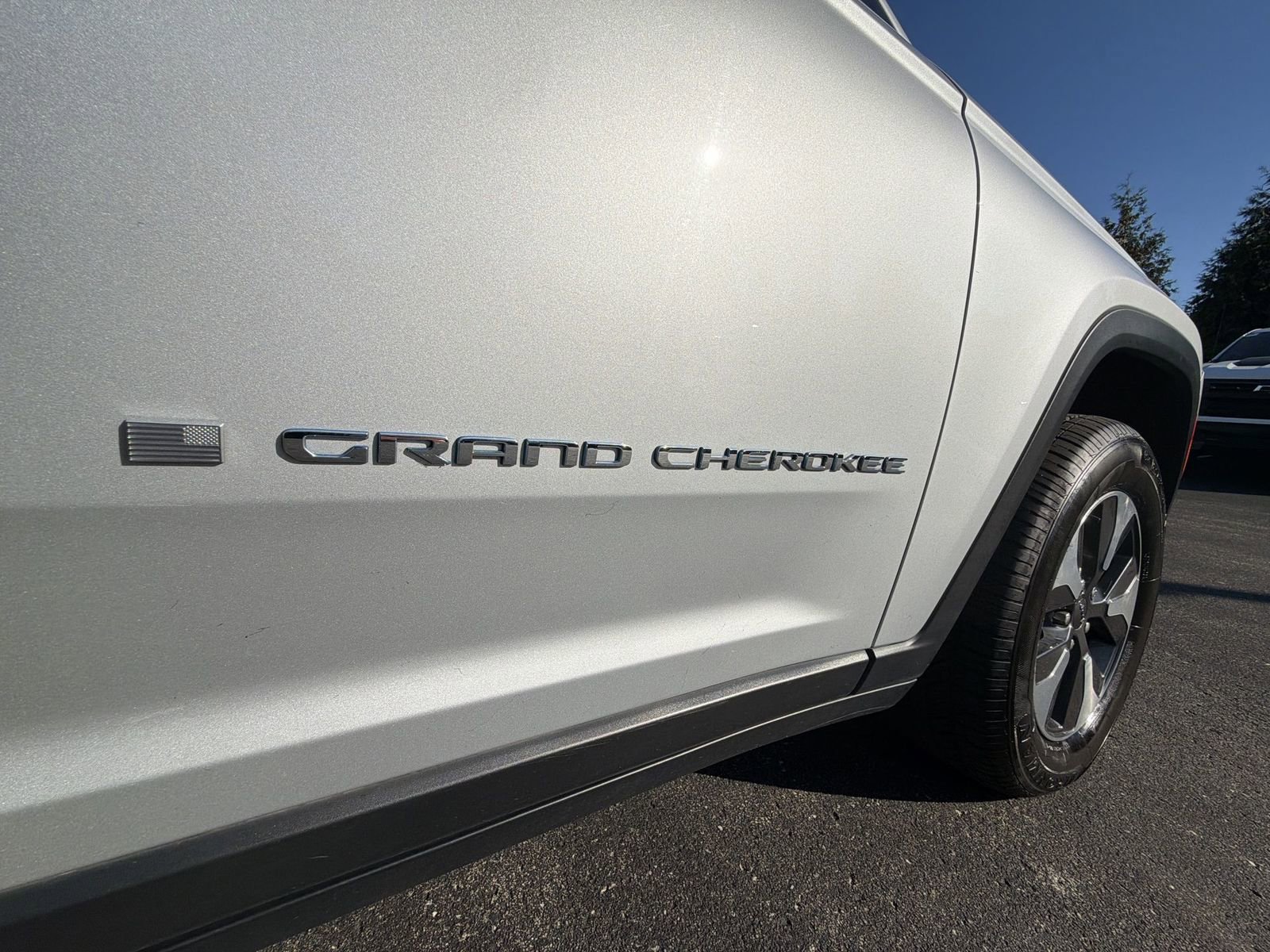 Used 2024 Jeep Grand Cherokee Limited 4xe image 29