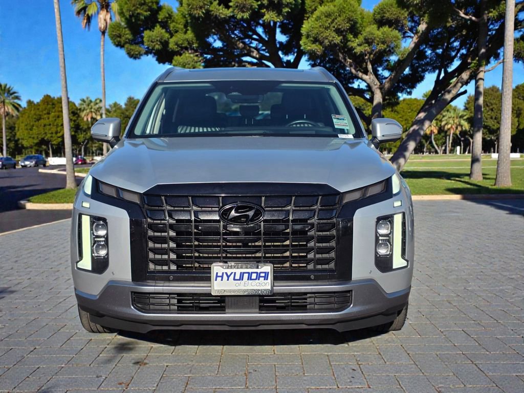Used 2023 Hyundai Palisade Limited image 3