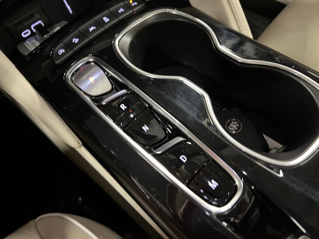 Certified 2023 Buick Envision Avenir image 26