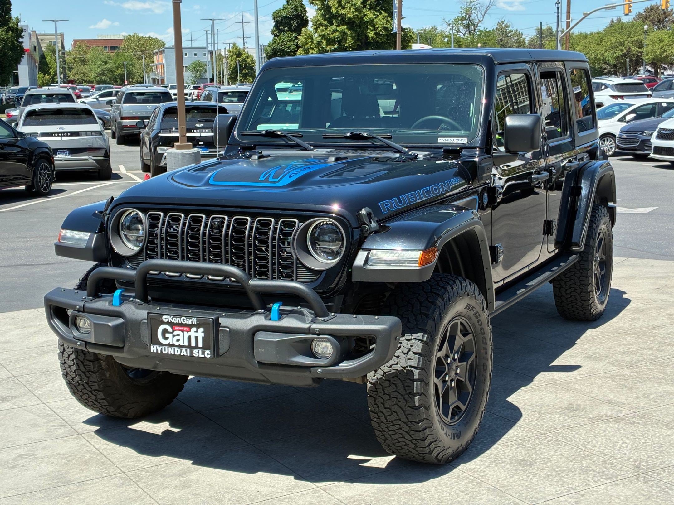 Used 2023 Jeep Wrangler Unlimited Rubicon 4xe AWD/4WD image 10