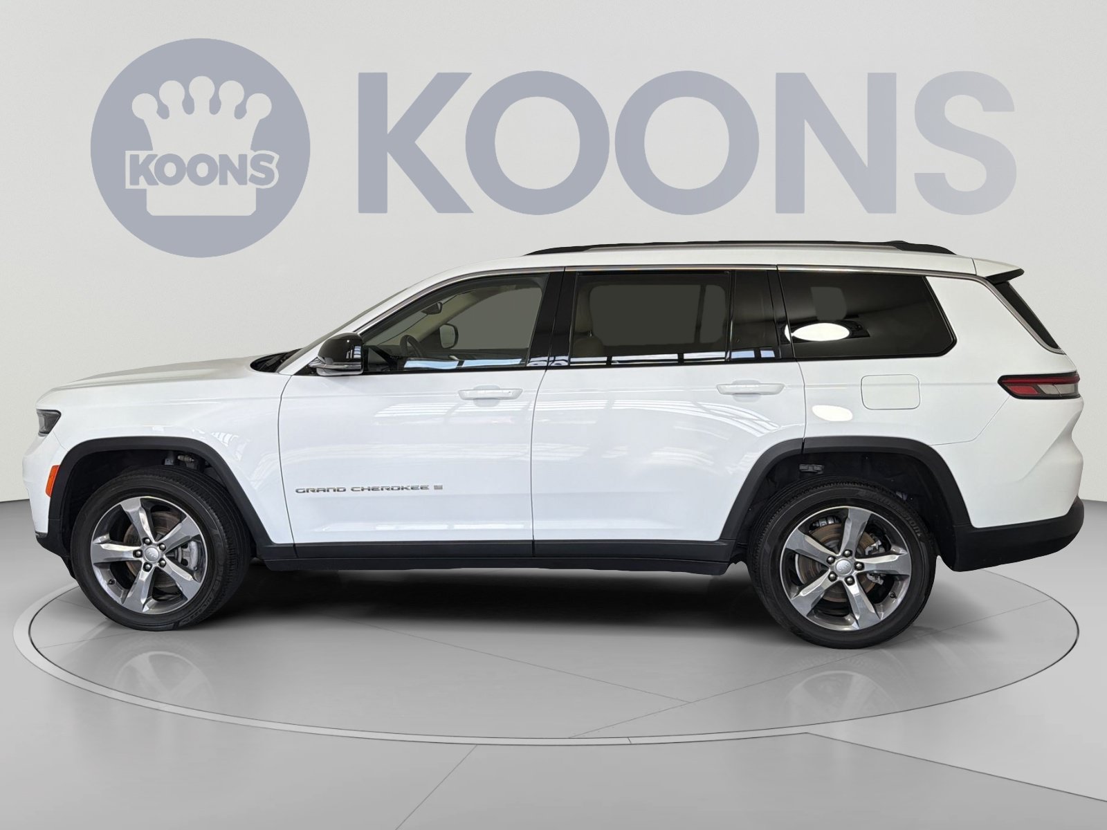 Used 2022 Jeep Grand Cherokee L Limited AWD/4WD image 2