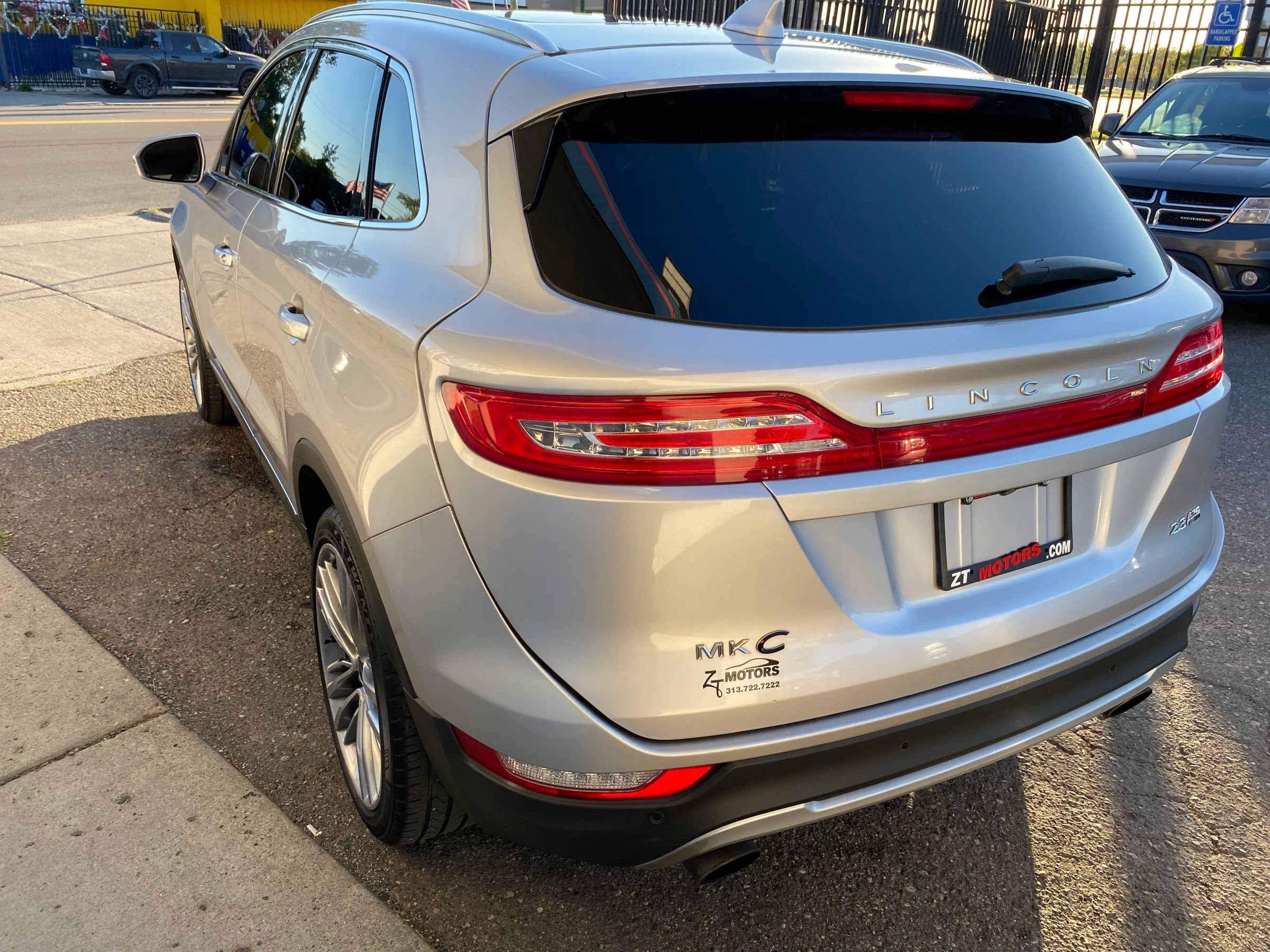 Used 2015 Lincoln MKC Black Label w/ Climate Package image 2