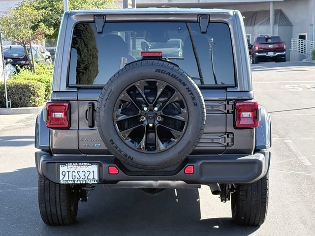 Used 2025 Jeep Wrangler Unlimited Sahara AWD/4WD image 5