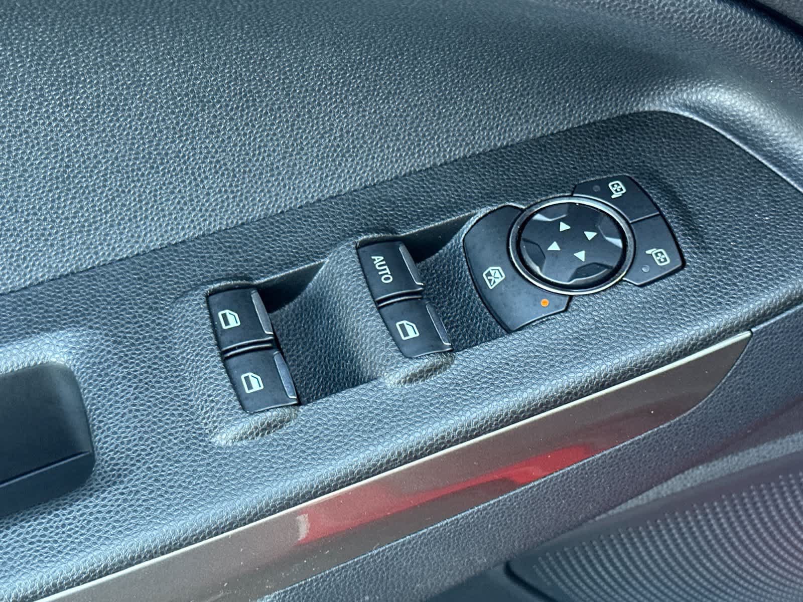Used 2019 Ford EcoSport SE w/ SE Convenience Package FWD image 14
