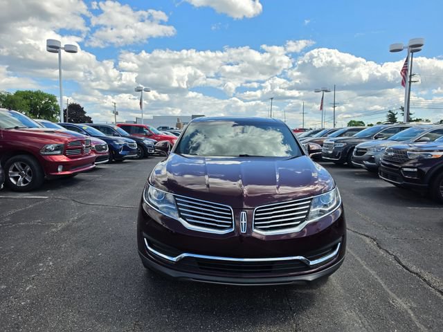 Used 2018 Lincoln MKX Reserve w/ Lincoln MKX Climate Package AWD/4WD image 9