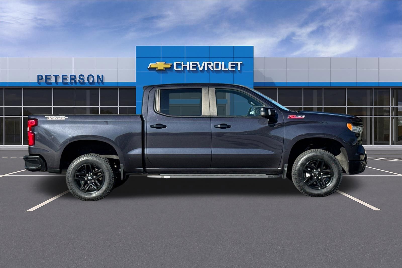 Certified 2022 Chevrolet Silverado 1500 LT Trail Boss w/ LT Trail Boss Premium Package AWD/4WD image 3