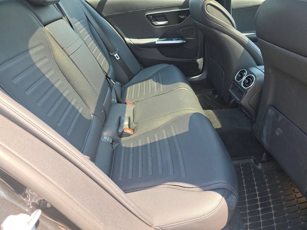 Used 2023 Mercedes-Benz C 300 4MATIC Sedan image 21