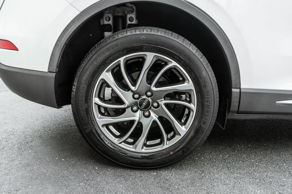 Used 2022 Lincoln Corsair AWD w/ Equipment Group 101A image 30