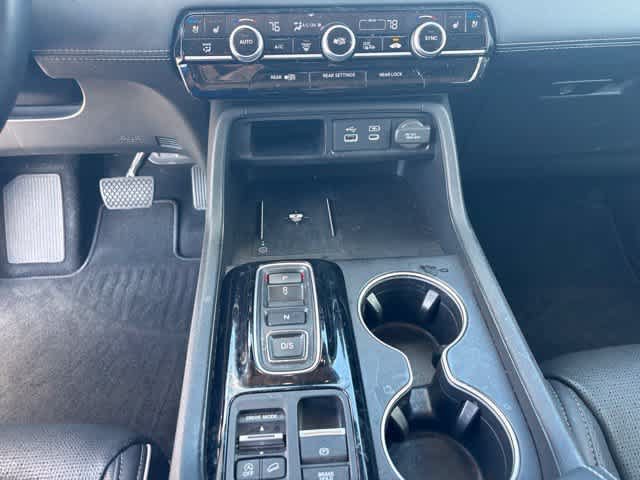 Used 2025 Honda Pilot Elite image 19