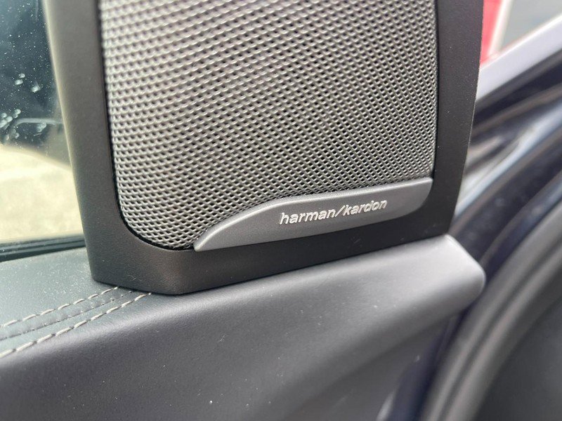 Used 2022 BMW X7 M50i w/ Luxury Seating Package image 35