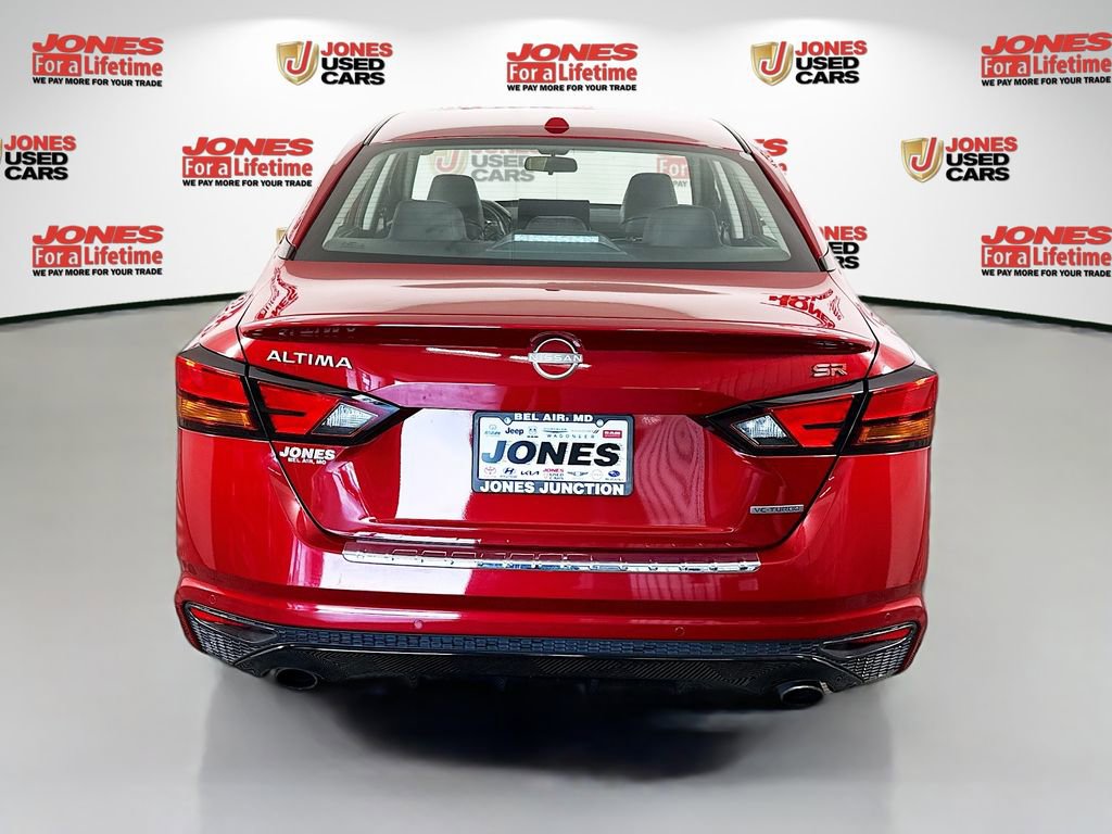 Certified 2023 Nissan Altima 2.0 SR FWD image 18