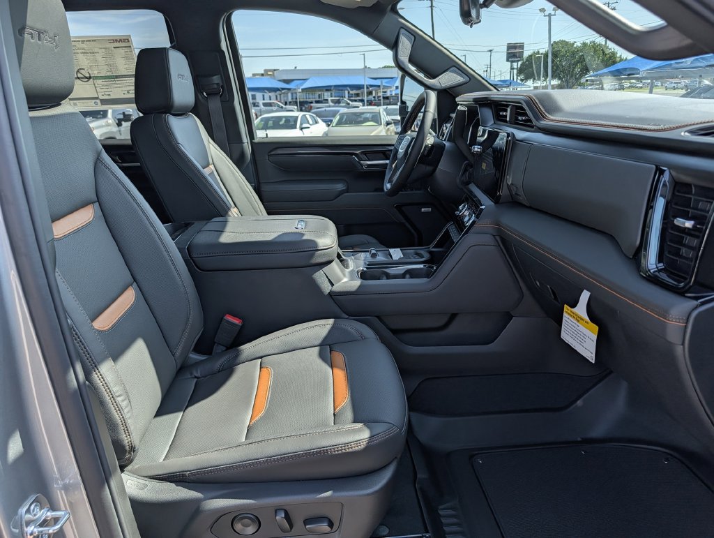 New 2026 GMC Sierra 2500 AT4 w/ AT4 Premium Plus Package AWD/4WD image 35