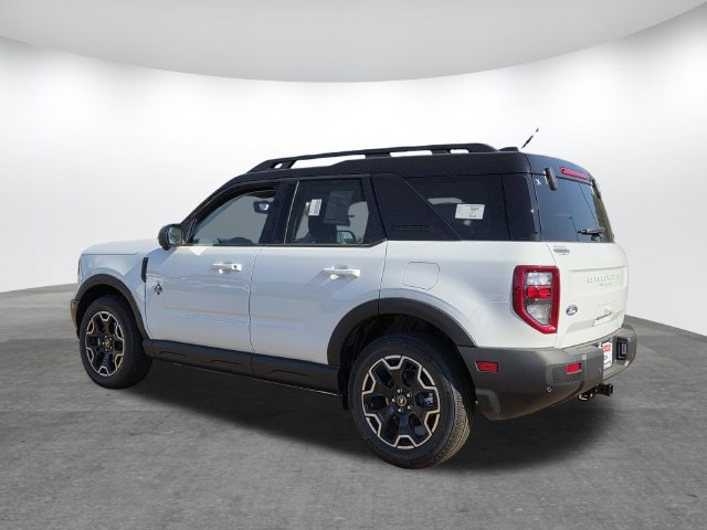 New 2026 Ford Bronco Sport Outer Banks w/ Outer Banks Tech Package+ AWD/4WD image 3
