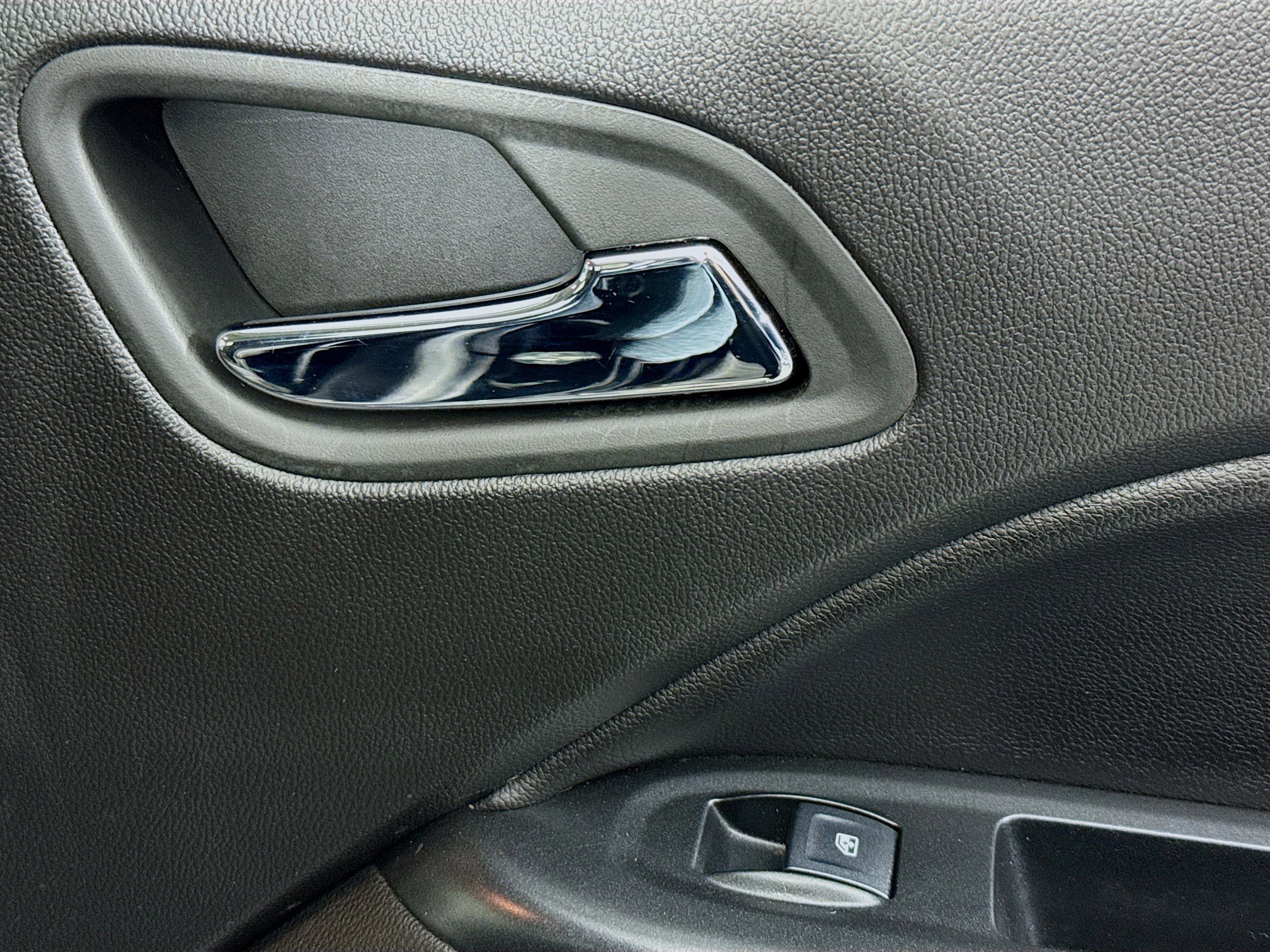 Used 2018 GMC Canyon SLT image 29