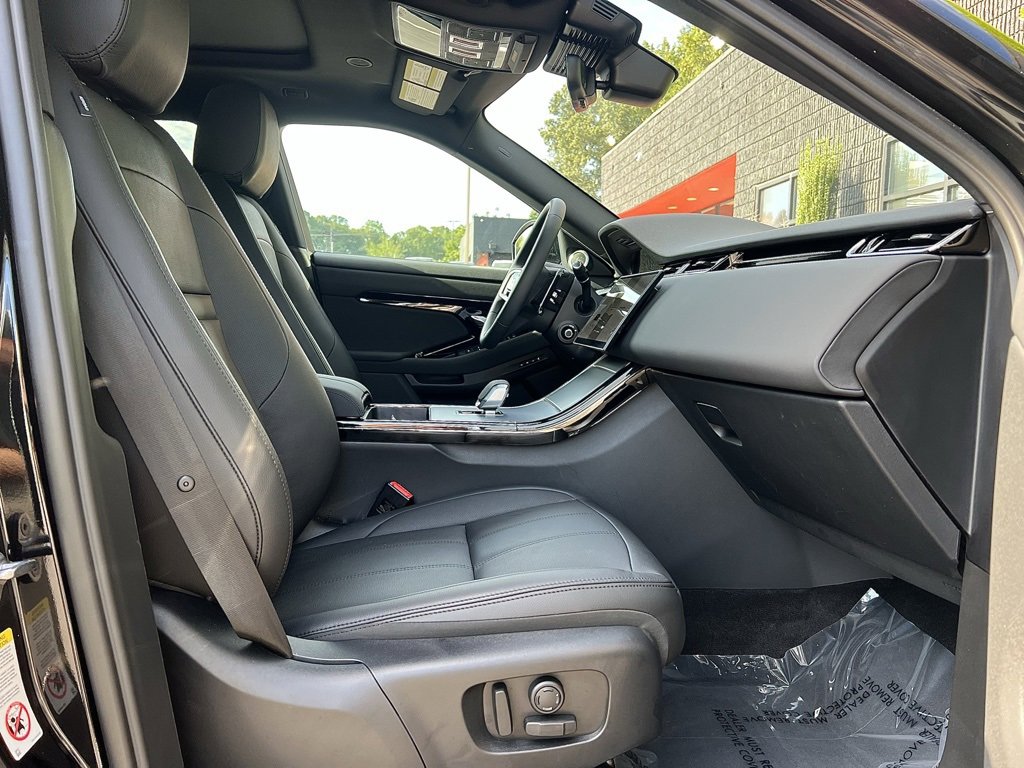 Used 2025 Land Rover Range Rover Evoque S image 30