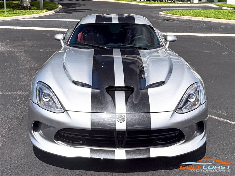 Used 2017 Dodge Viper GTS RWD image 5